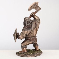 Vikingas su kirviu ir skydu. Veronese suvenyras