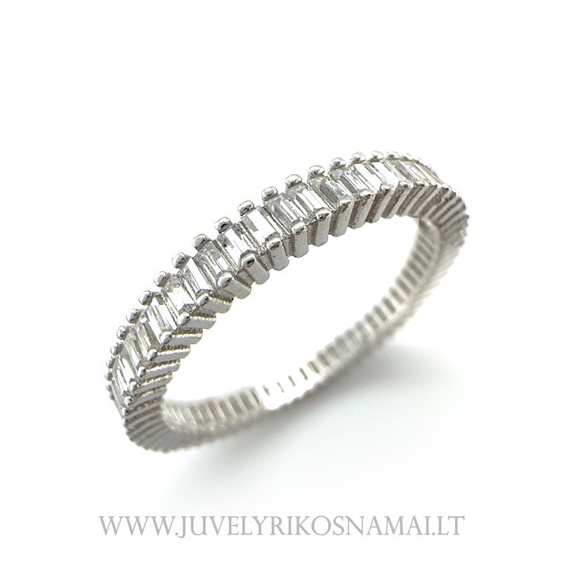 Sidabrinis žiedas dekoruotas akučių eilute
