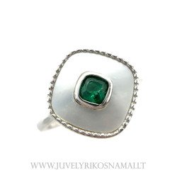 Sidabrinis žiedas su perlamutru ir žaliu cirkoniu