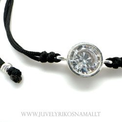 Juodo siūlo apyrankė su sidabriniu pakabuku