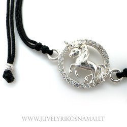 Juodo siūlo apyrankė su sidabriniu pakabuku "Vienaragis"