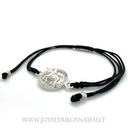 Juodo siūlo apyrankė su sidabriniu pakabuku "Vienaragis"