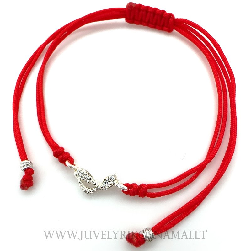 Raudono siūlo apyrankė su sidabriniu pakabuku "Nata"