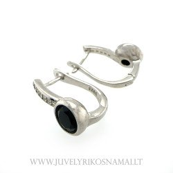 Sidabriniai auskarai su juodu cirkoniu