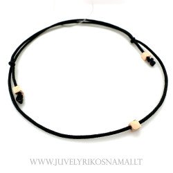 Juodo siūlo apyrankė su auksu