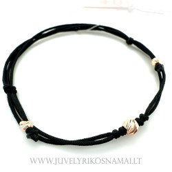 Juodo siūlo apyrankė su auksu