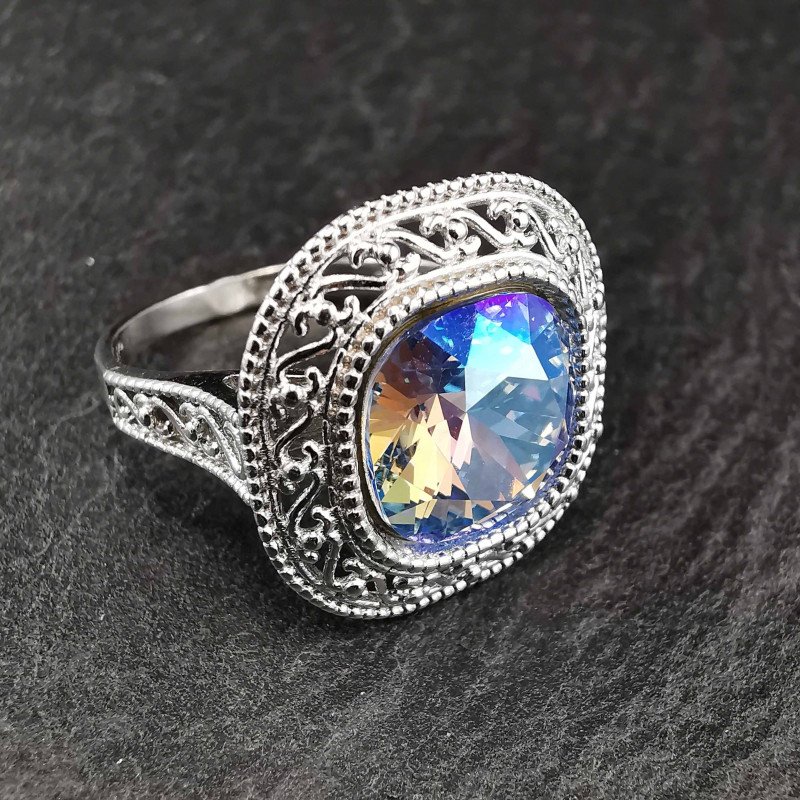 Sidabrinis žiedas su swarovski kristalu 18 mm Sidabrinis žiedas su swarovski kristalu 18 mm