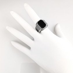 Sidabrinis žiedas su oniksu 22,2 mm