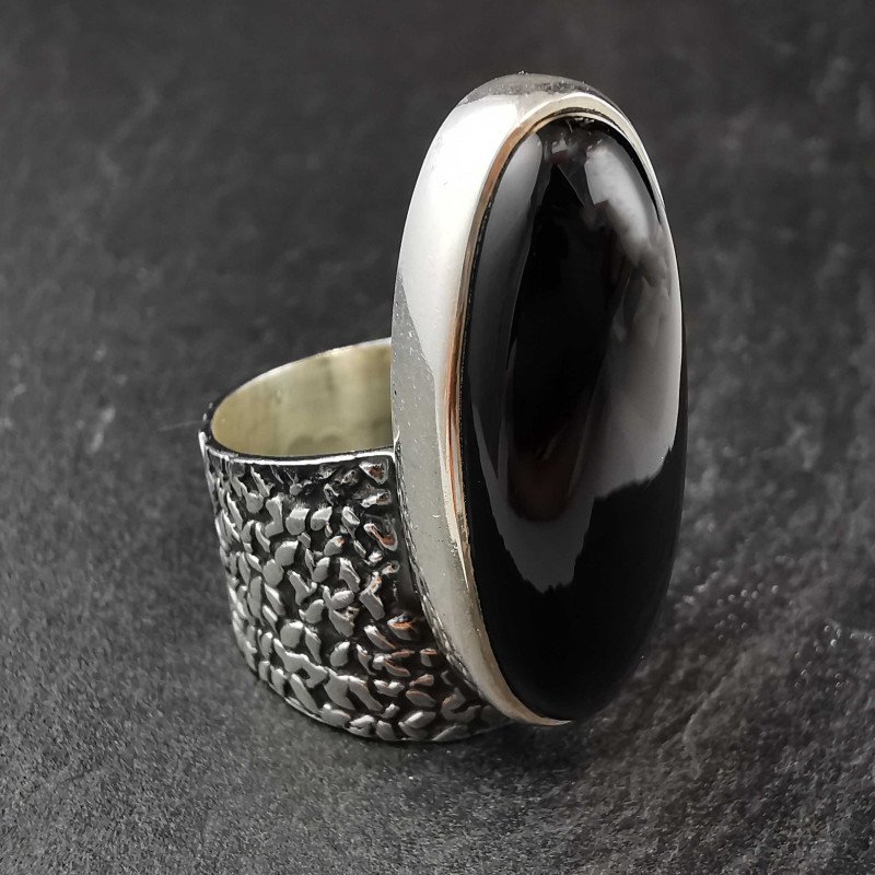 Sidabrinis žiedas su oniksu 17,2 mm Sidabrinis žiedas su oniksu 17,2 mm