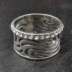 Sidabrinis žiedas su cirkoniais 18,5 mm