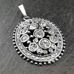 Sidabrinis pakabukas su swarovski kristalais