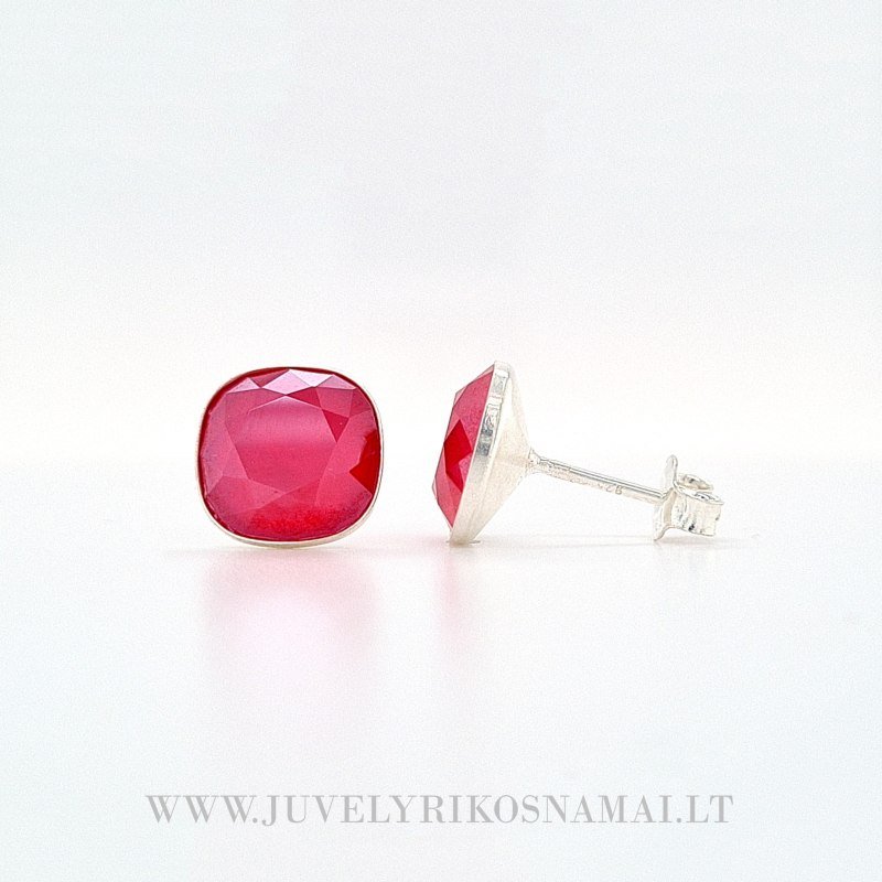 Sidabriniai auskarai su Swarovski kristalais Sidabriniai auskarai su Swarovski kristalais